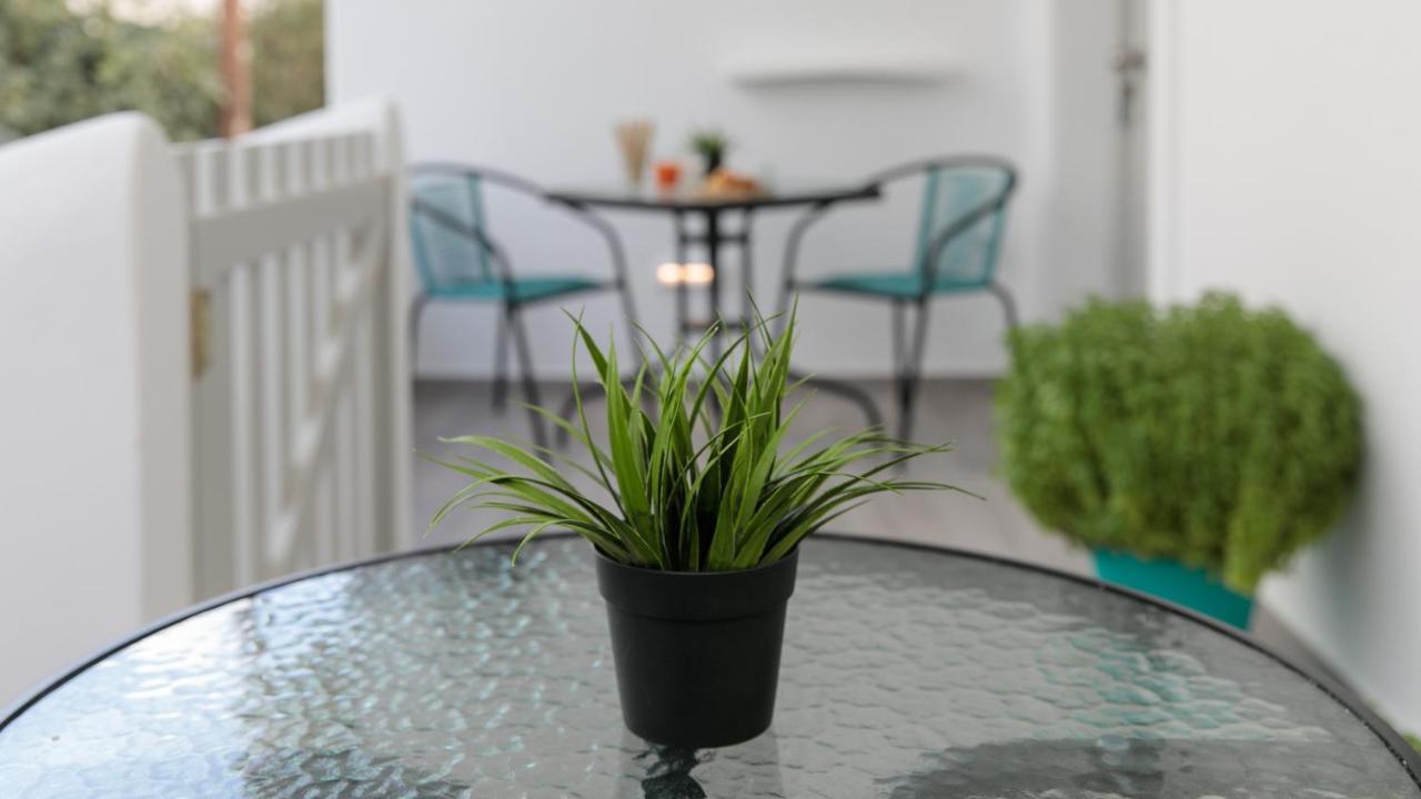 Anemela Studio Lux Naxos City Luaran gambar